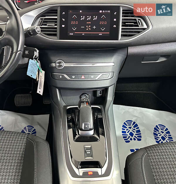 Универсал Peugeot 308 2020 в Львове