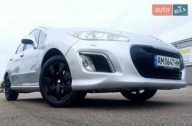 Хетчбек Peugeot 308 2011 в Києві