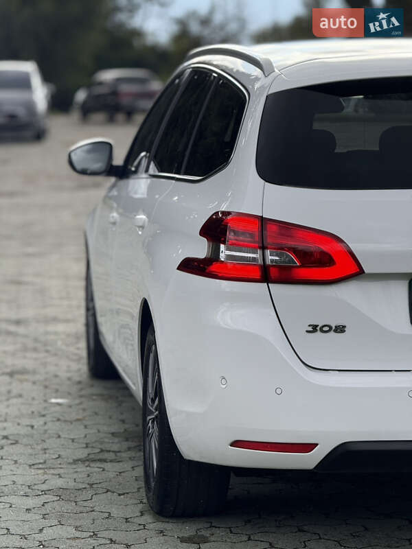 Універсал Peugeot 308 2021 в Дубні фото 11 Універсал Peugeot 308 2021 в Дубні