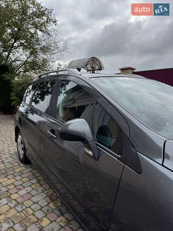 Хэтчбек Peugeot 308 2008 в Львове