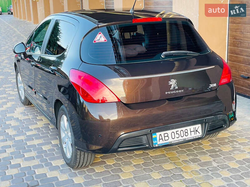 Хэтчбек Peugeot 308 2012 в Виннице