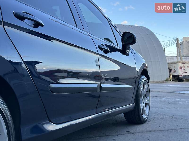 Универсал Peugeot 308 2009 в Львове