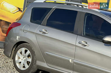 Універсал Peugeot 308 2012 в 