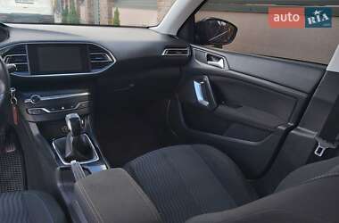 Универсал Peugeot 308 2015 в 