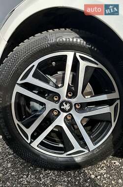 Универсал Peugeot 308 2015 в 