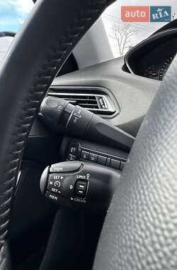 Универсал Peugeot 308 2015 в 