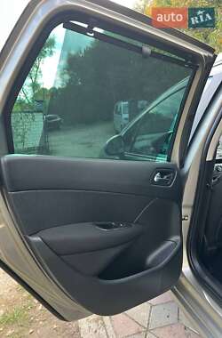 Универсал Peugeot 308 2010 в 