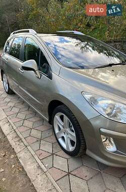 Универсал Peugeot 308 2010 в 