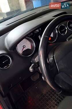 Хэтчбек Peugeot 308 2008 в 