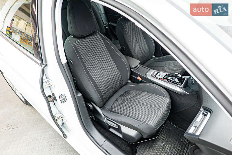 Хэтчбек Peugeot 308 2020 в Киеве фото 15 Хэтчбек Peugeot 308 2020 в Киеве