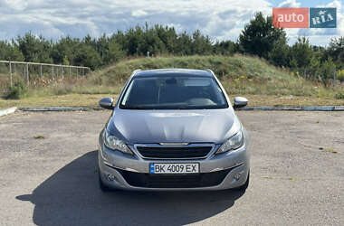 Універсал Peugeot 308 2015 в Рівному