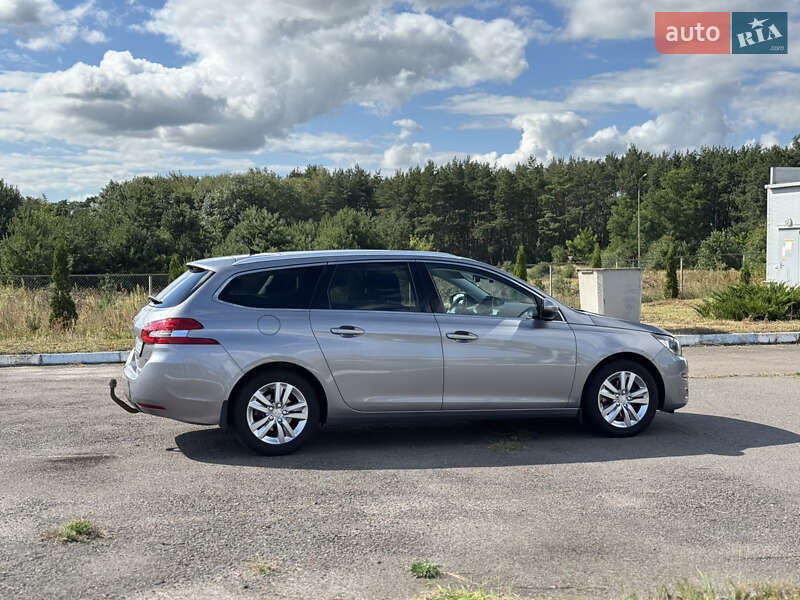 Peugeot 308 2015 Peugeot 308 2015