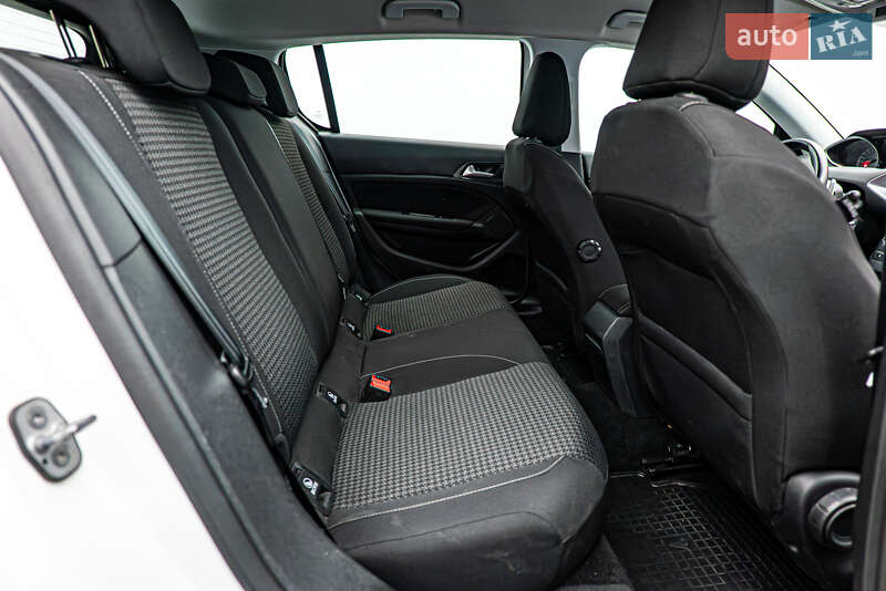 Хэтчбек Peugeot 308 2020 в Киеве фото 12 Хэтчбек Peugeot 308 2020 в Киеве