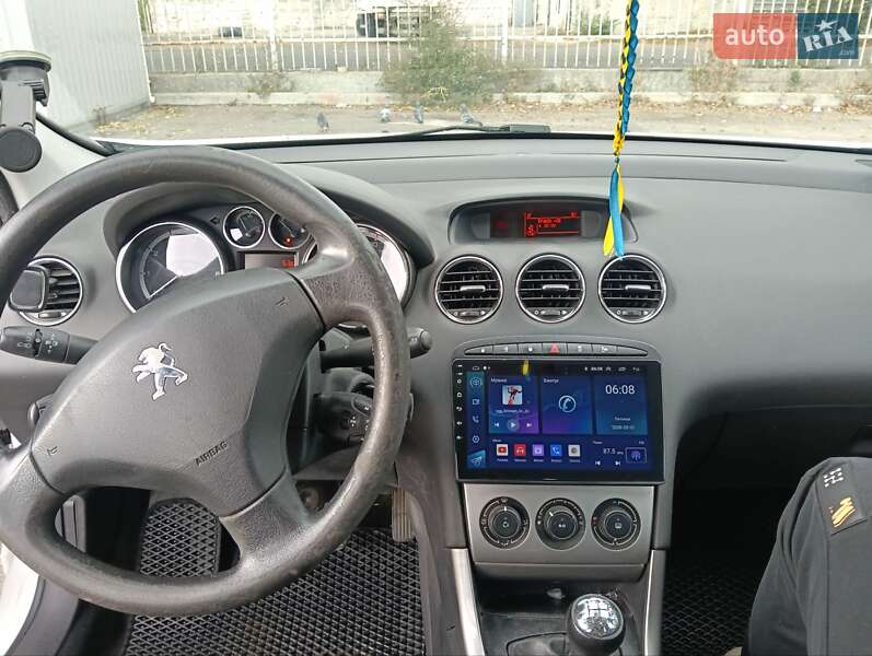 Универсал Peugeot 308 2011 в Днепре