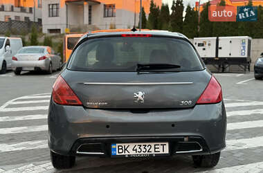 Хэтчбек Peugeot 308 2013 в 