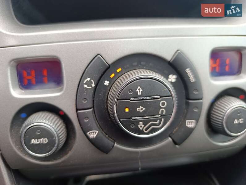 Универсал Peugeot 308 2008 в Кривом Роге фото 20 Универсал Peugeot 308 2008 в Кривом Роге