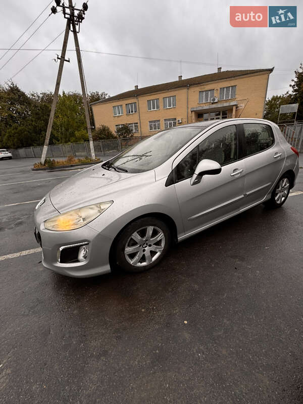 Хэтчбек Peugeot 308 2012 в Изяславе фото 3 Хэтчбек Peugeot 308 2012 в Изяславе
