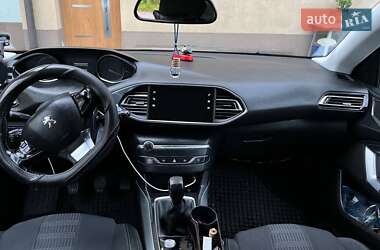 Универсал Peugeot 308 2018 в 