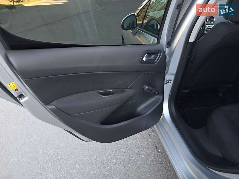 Хэтчбек Peugeot 308 2007 в Тернополе фото 22 Хэтчбек Peugeot 308 2007 в Тернополе