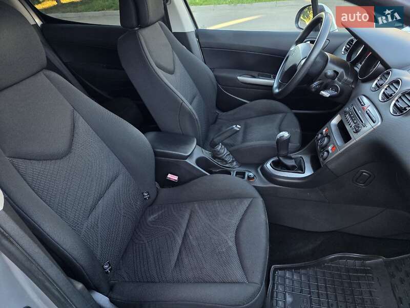 Хэтчбек Peugeot 308 2007 в Тернополе фото 34 Хэтчбек Peugeot 308 2007 в Тернополе