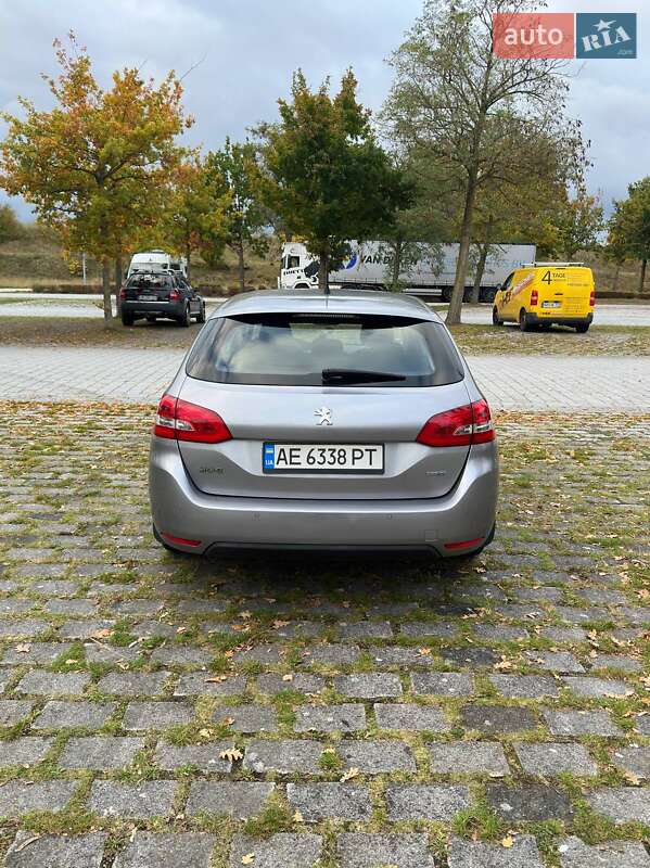 Универсал Peugeot 308 2015 в Долинской фото 5 Универсал Peugeot 308 2015 в Долинской