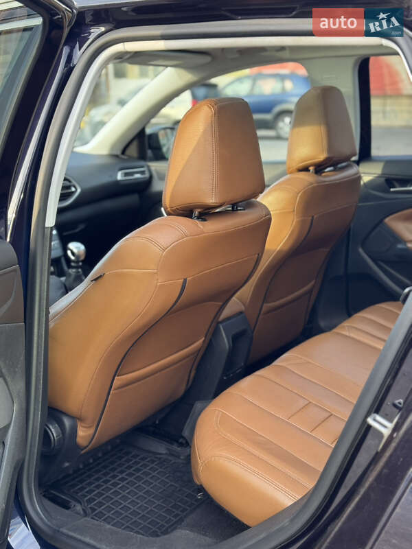 Универсал Peugeot 308 2015 в Черкассах