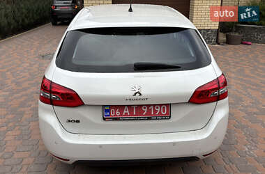 Універсал Peugeot 308 2014 в 