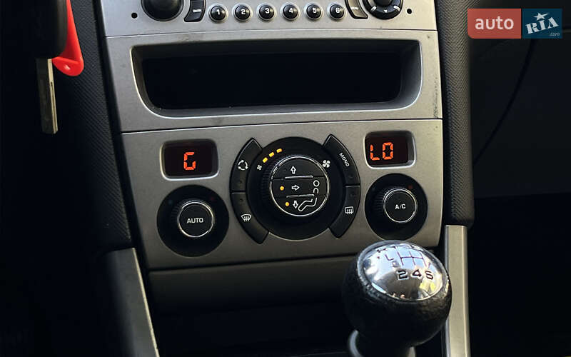 Универсал Peugeot 308 2009 в Стрые