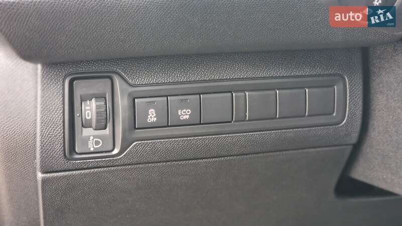 Универсал Peugeot 308 2014 в Ровно фото 15 Универсал Peugeot 308 2014 в Ровно