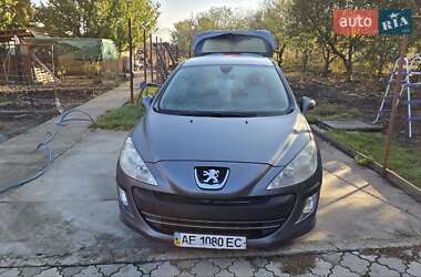 Хэтчбек Peugeot 308 2010 в Днепре