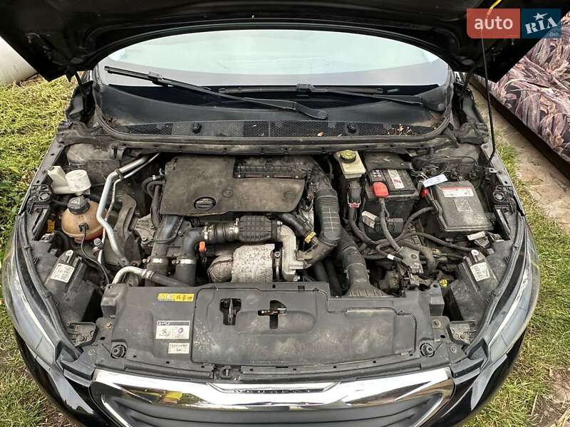 Універсал Peugeot 308 2015 в Києві фото 9 Універсал Peugeot 308 2015 в Києві