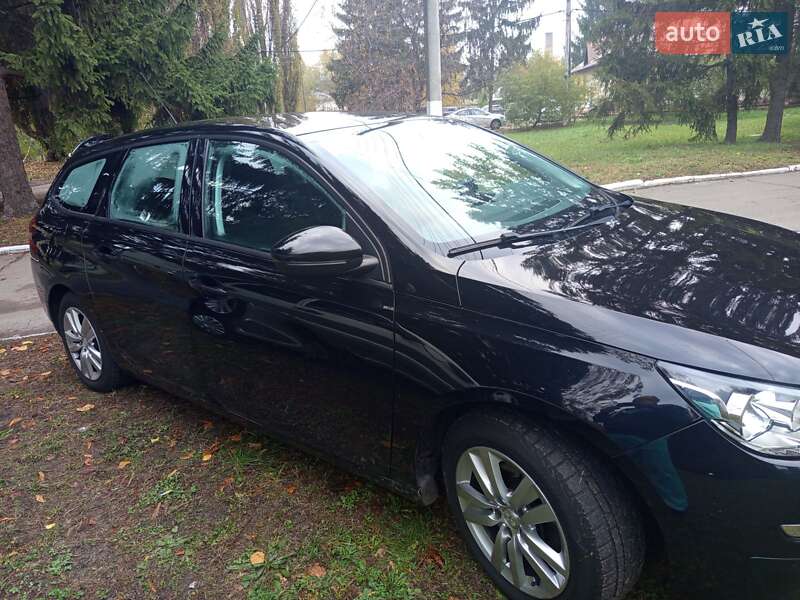 Універсал Peugeot 308 2015 в Києві фото 12 Універсал Peugeot 308 2015 в Києві