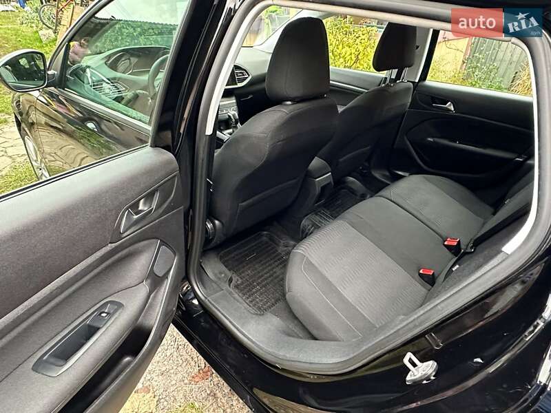 Універсал Peugeot 308 2015 в Києві фото 19 Універсал Peugeot 308 2015 в Києві