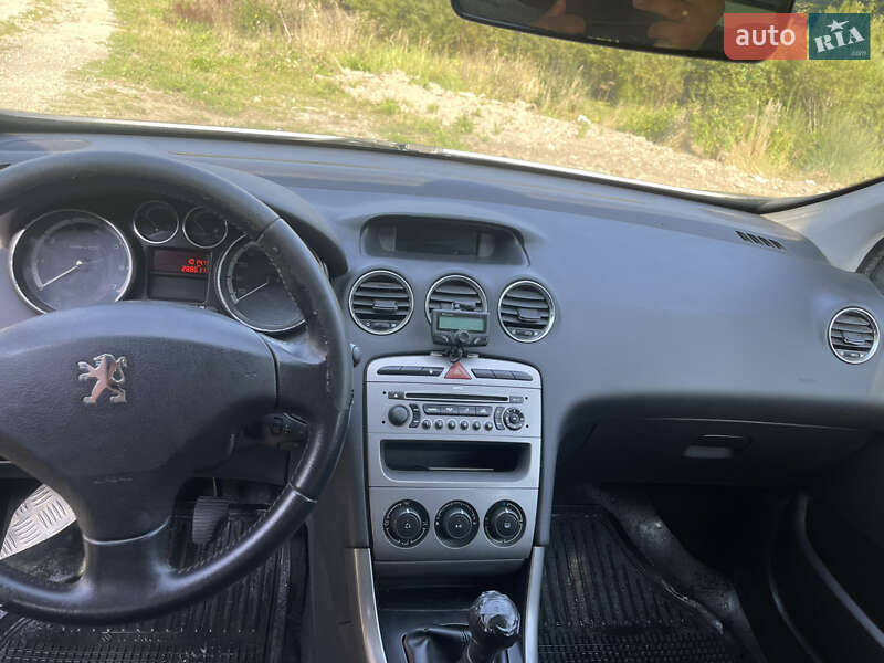 Універсал Peugeot 308 2008 в Львові фото 24 Універсал Peugeot 308 2008 в Львові