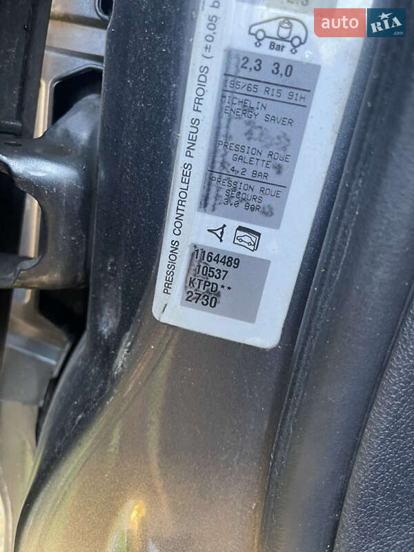 Універсал Peugeot 308 2008 в Львові фото 31 Універсал Peugeot 308 2008 в Львові