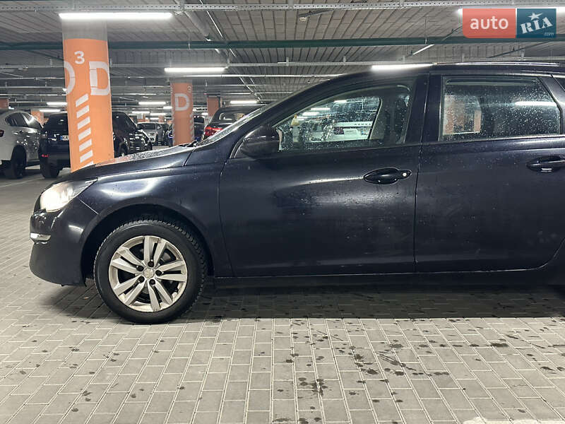 Универсал Peugeot 308 2016 в Киеве фото 11 Универсал Peugeot 308 2016 в Киеве