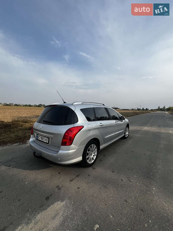 Универсал Peugeot 308 2008 в Владимирце