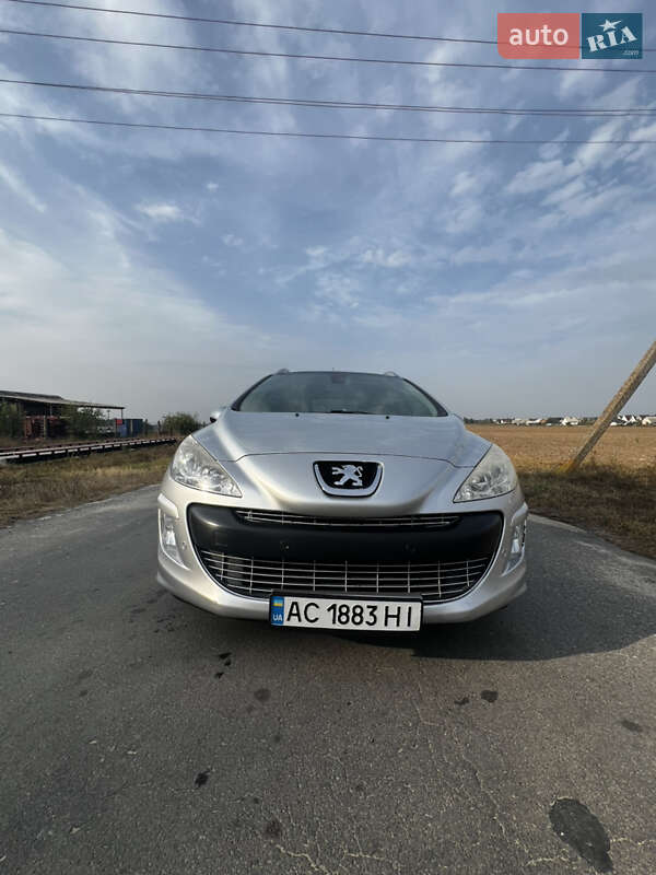 Универсал Peugeot 308 2008 в Владимирце