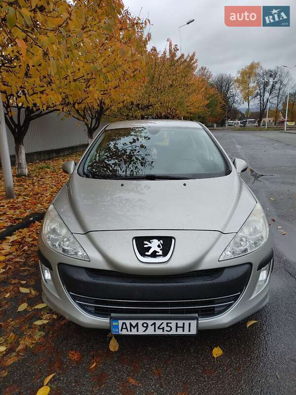 Хэтчбек Peugeot 308 2007 в Сваляве фото 6 Хэтчбек Peugeot 308 2007 в Сваляве