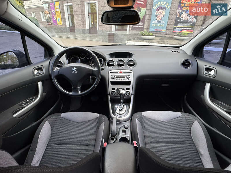 Хетчбек Peugeot 308 2012 в Кам'янському