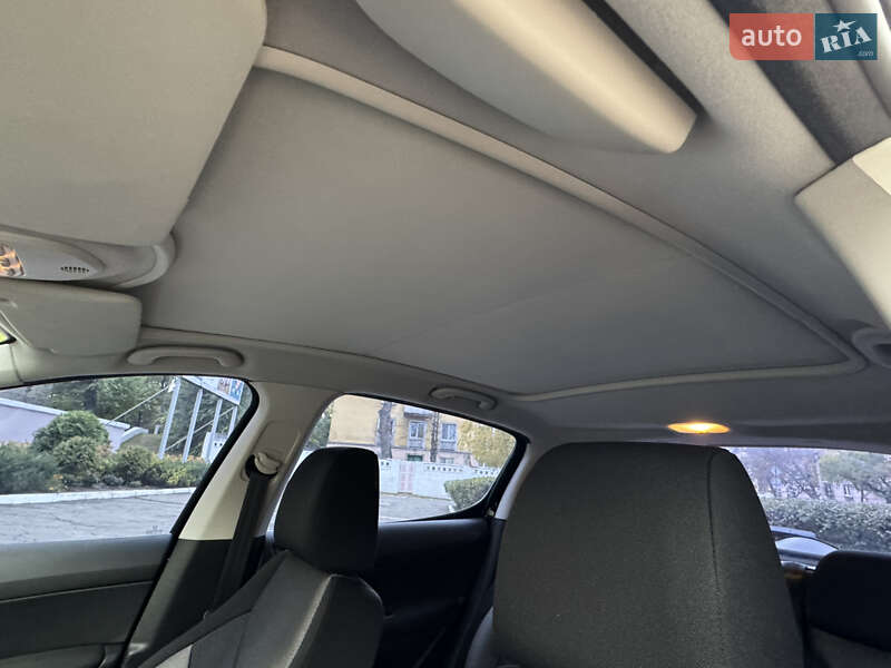 Хетчбек Peugeot 308 2012 в Кам'янському