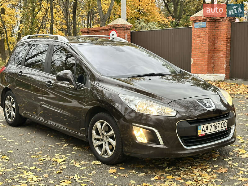 Peugeot 308 2012