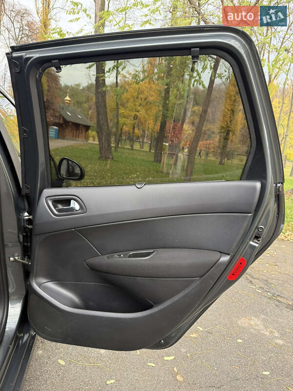 Універсал Peugeot 308 2008 в Києві