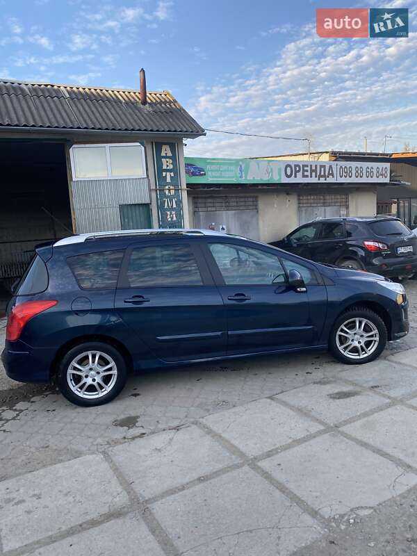 Універсал Peugeot 308 2010 в Івано-Франківську