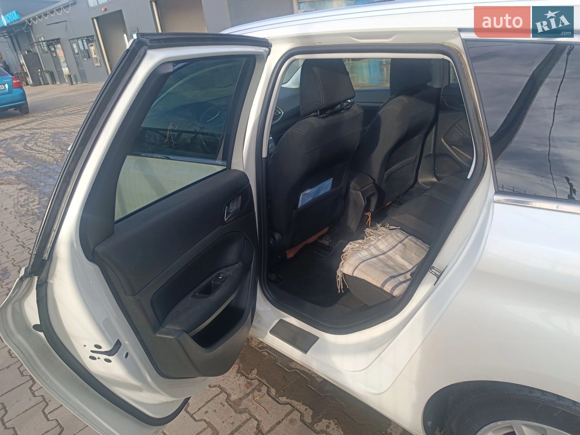 2015 Peugeot 308 - мініатюра 10