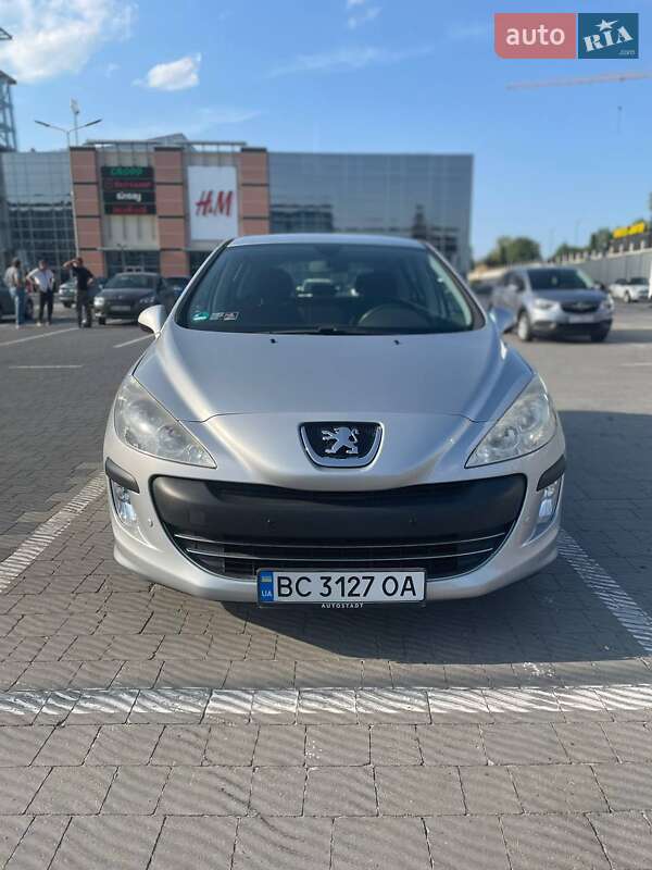 Хэтчбек Peugeot 308 2008 в Львове фото 3 Хэтчбек Peugeot 308 2008 в Львове