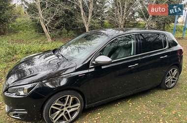 Хэтчбек Peugeot 308 2014 в Львове