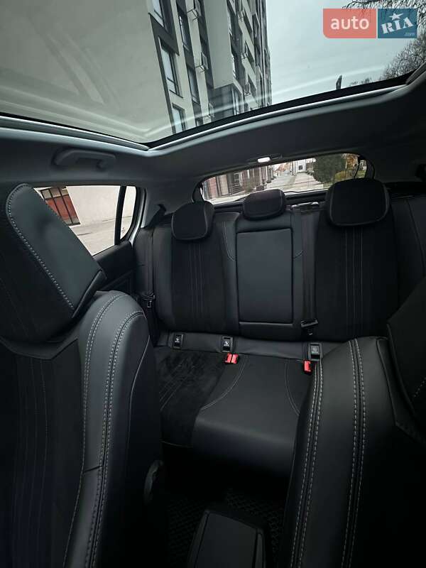 Хэтчбек Peugeot 308 2017 в Ивано-Франковске фото 11 Хэтчбек Peugeot 308 2017 в Ивано-Франковске