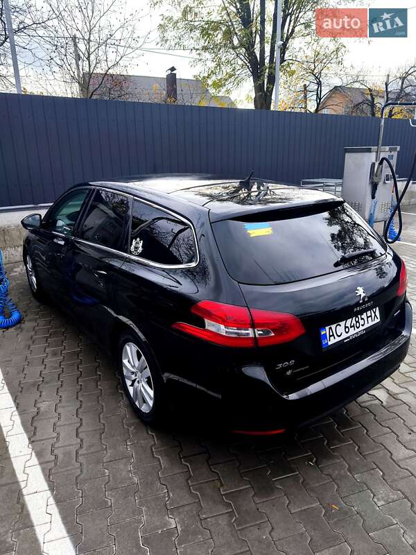 Універсал Peugeot 308 2014 в Луцьку