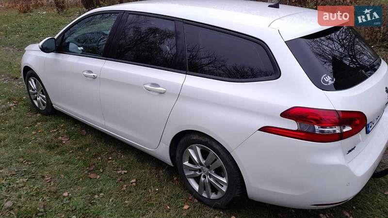 Універсал Peugeot 308 2015 в Тернополі